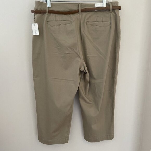 NWT Gloria Vanderbilt Anita Capri Pants Size 12 Perfect Khaki Stretch Belted - Picture 7 of 15